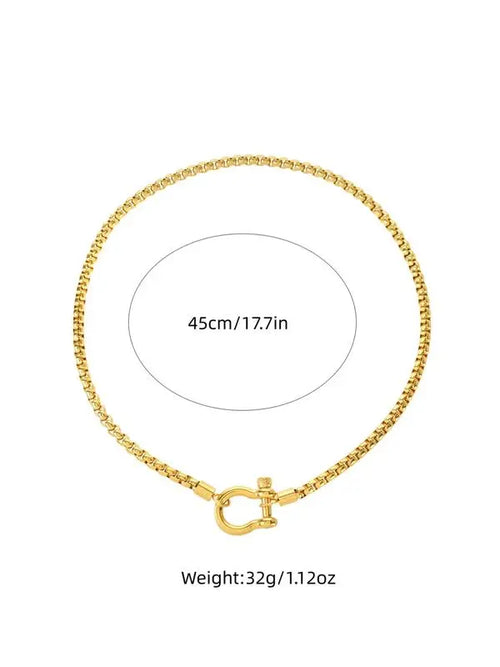 Casual and Stylish Pendant Necklace—A Fashionable Accessory for Parties and Everyday Wear