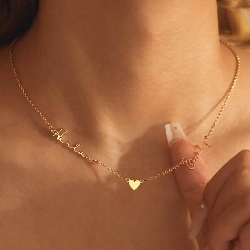 Gold-Tone Necklace with Heart Pendant — Simple Style